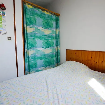 Maison Avec Piscine Commune - La Palmyre, 6 Pers - Fr-1-705-42 Holiday home Les Mathes