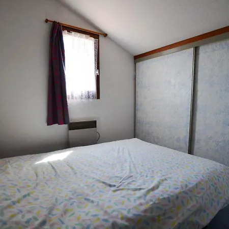 Maison Avec Piscine Commune - La Palmyre, 6 Pers - Fr-1-705-42 Les Mathes