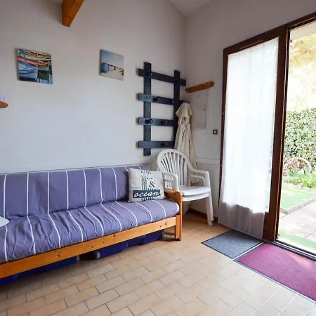 Holiday home Maison Avec Piscine Commune - La Palmyre, 6 Pers - Fr-1-705-42 *