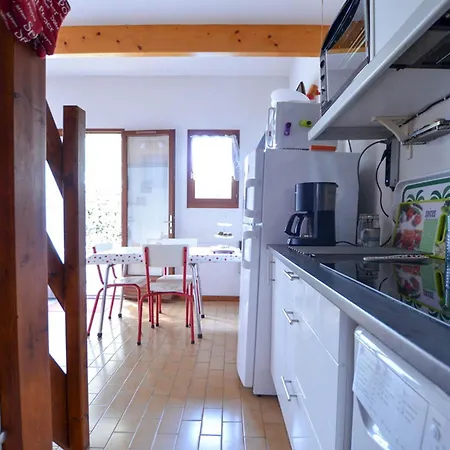 Holiday home Maison Avec Piscine Commune - La Palmyre, 6 Pers - Fr-1-705-42 Les Mathes