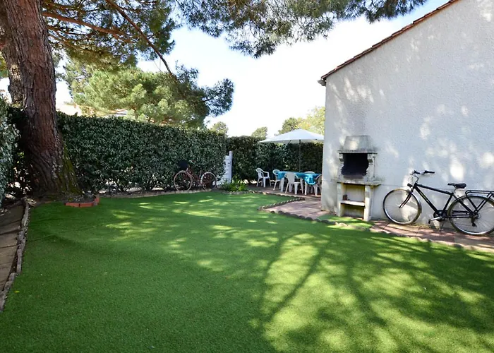 Maison Avec Piscine Commune - La Palmyre, 6 Pers - Fr-1-705-42 Les Mathes